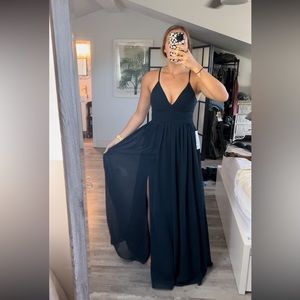 New with tags! Bought for military ball and never wore!